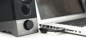 Edifier R19U Compact 2.0 Speakers Powered by USB Supports Windows 10 and Mac OS X 10.12 Sierra