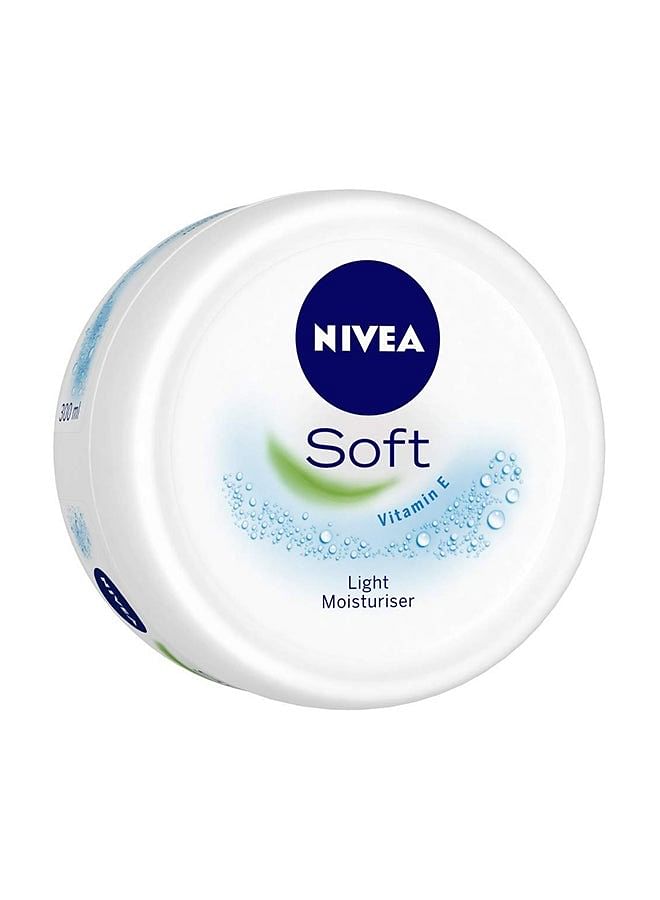 Nivea Soft Vitamin E Light Moisturiser 300ml