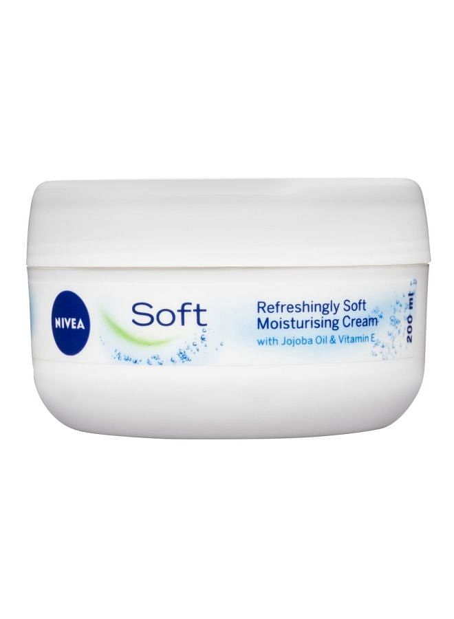 Nivea Refreshingly Soft Moisturizing Cream 200ml