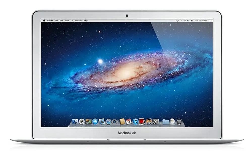 Apple MacBook Air 6,2, A1466 (13-inch, 2013) 1.3GHz , Intel Core i5, 4GB RAM, 128GB SSD, ENG KB- Silver.